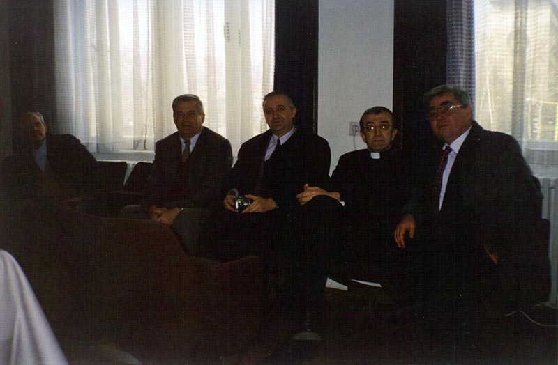 96.jpg