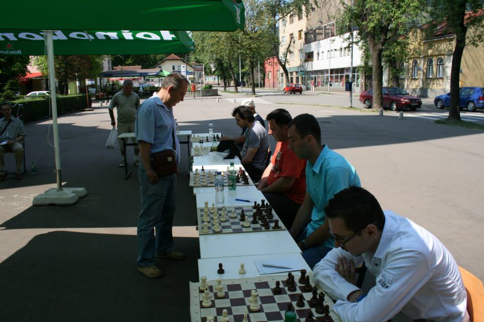 1003469_147135442147214_9447048_n.jpg