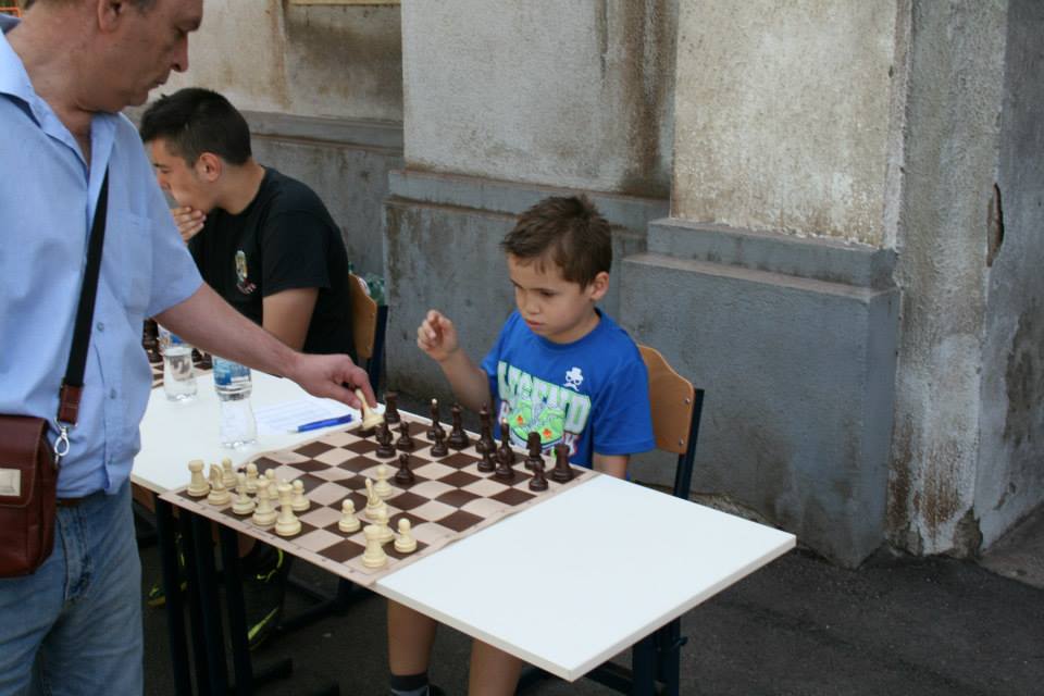 1004627_147135388813886_986802447_n.jpg