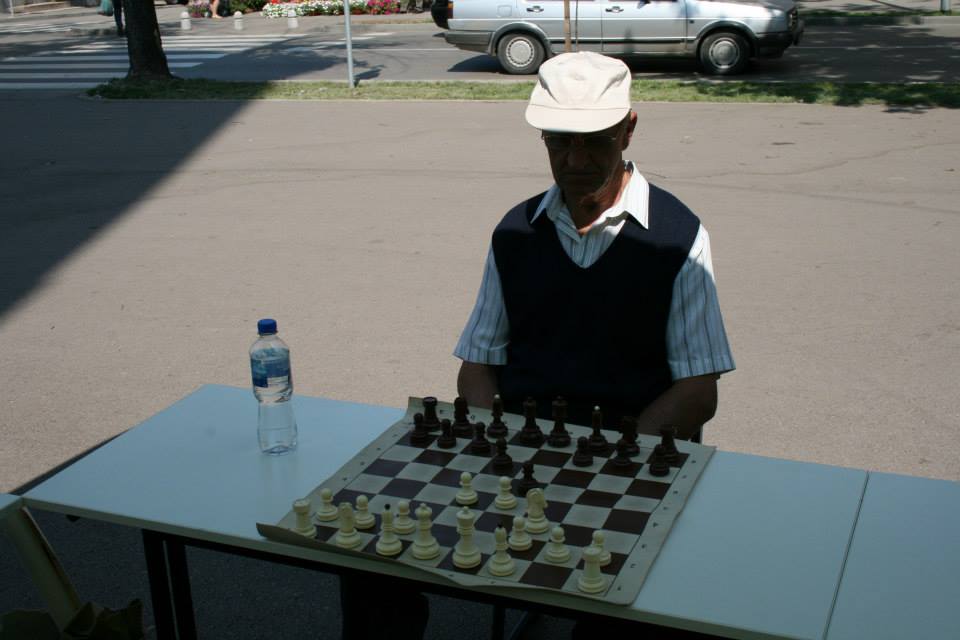 1044184_147135352147223_409023988_n.jpg
